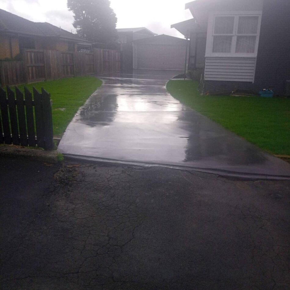 Concrete Driveways Tauranga: Enhance Your Home&rsquo;s Kerb Appeal